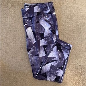 Danskin Now athletic leggings